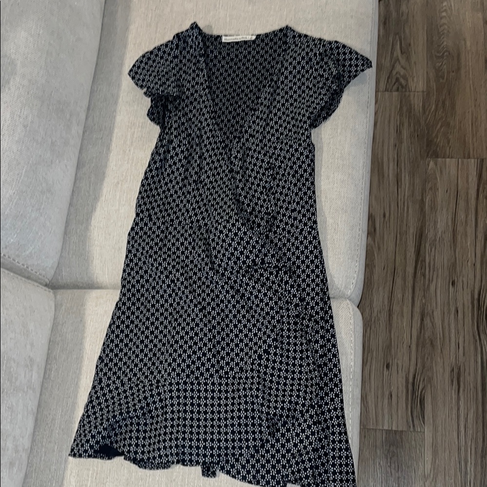 Black and White Patterned Women's Dress